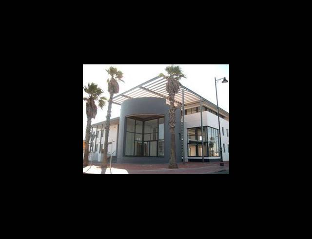 1,001M² OFFICE TO LET IN CENTURY CITY